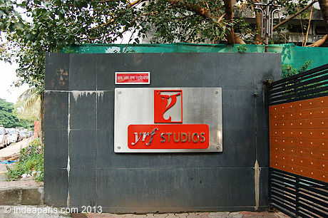 L'entrée des studios Yash Raj à Bombay